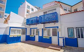 Iris Apartment - Home Dream